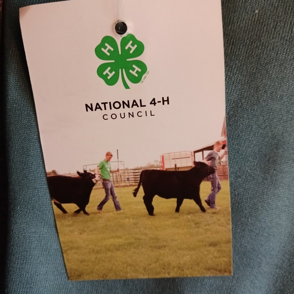 New! National 4-H Council Sweater - Picture 5 of 8